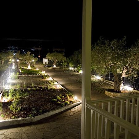Olivegrove House Appartement Vourvourou Buitenkant foto